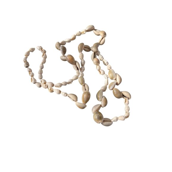 Vintage Shell Necklace Cowrie Hawaiian Surfer Vacation Beach Estate 36" - Picture 1 of 4